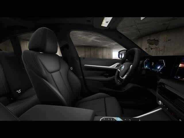 Thumbnail: 2025 BMW i4 - 9