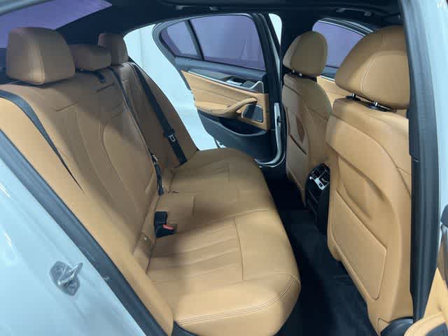 Thumbnail: 2023 BMW 5 Series - 25