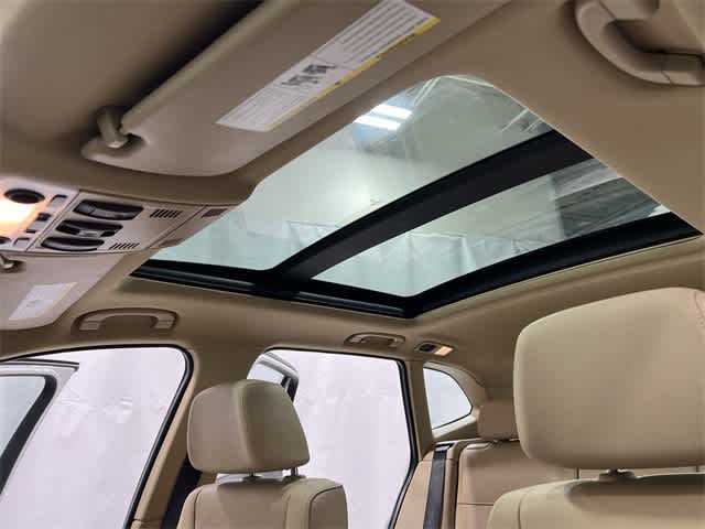 Thumbnail: 2014 BMW X1 - 23