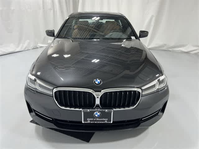 Thumbnail: 2022 BMW 5 Series - 16