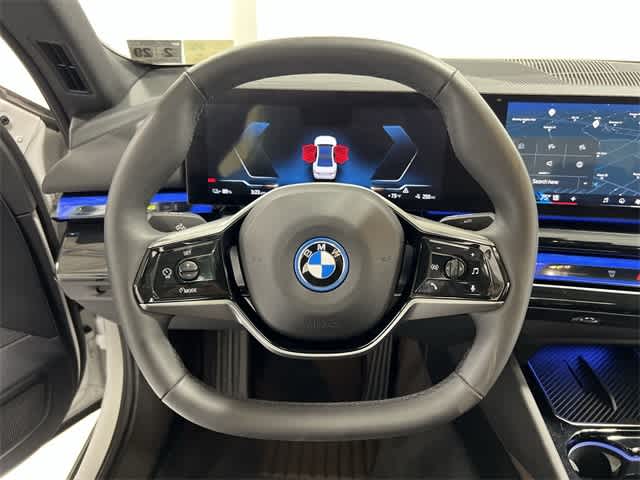 Thumbnail: 2025 BMW i5 - 27