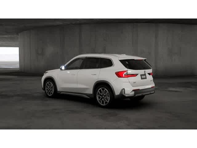 Thumbnail: 2026 BMW X1 - 2