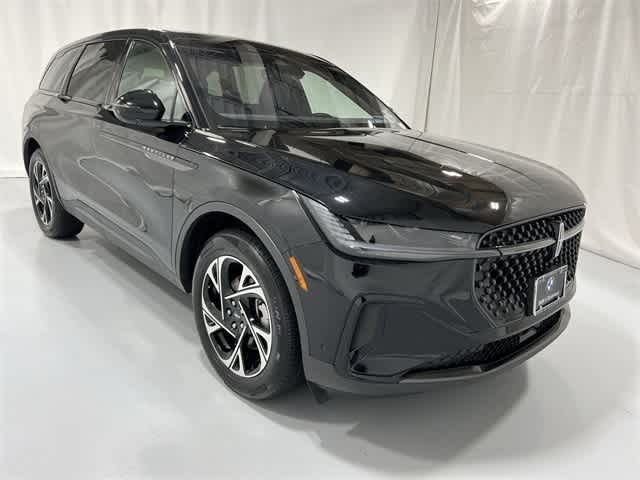 Thumbnail: 2024 Lincoln Nautilus - 15