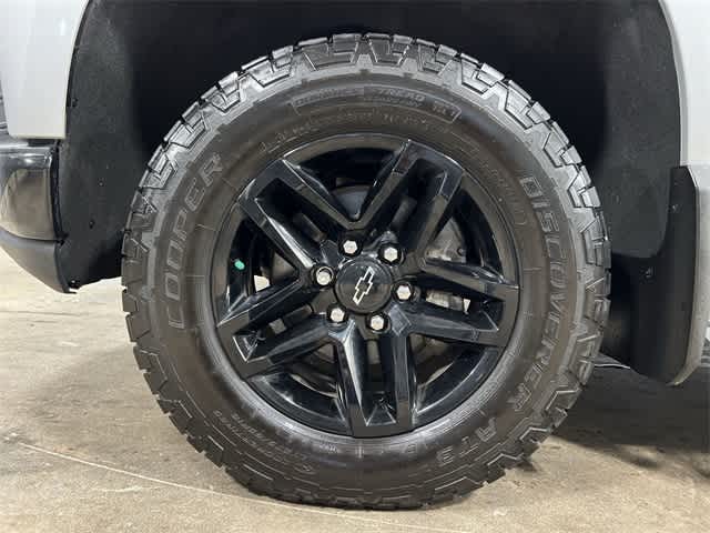 Thumbnail: 2020 Chevrolet Silverado 1500 - 19