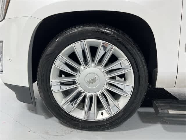 Thumbnail: 2019 Cadillac Escalade - 18