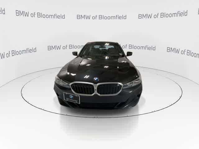 Thumbnail: 2023 BMW 3 Series - 3