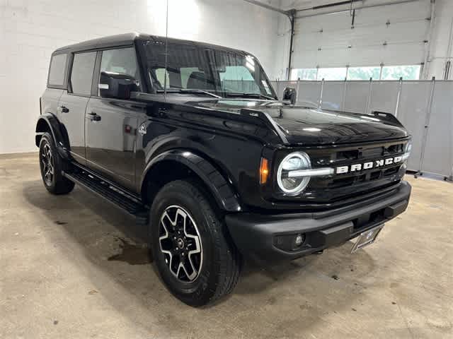 Thumbnail: 2022 Ford Bronco - 16