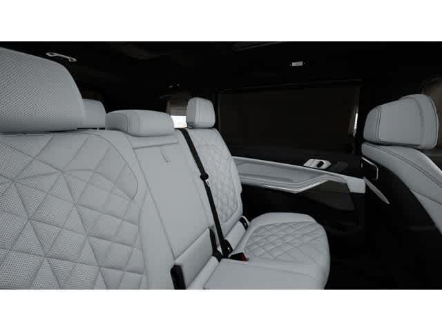 Thumbnail: 2026 BMW X7 - 12