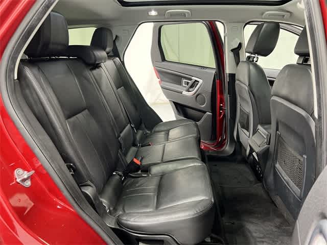 Thumbnail: 2019 Land Rover Discovery Sport - 25