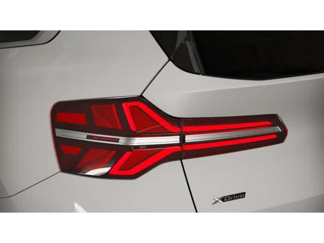 Thumbnail: 2025 BMW X3 - 8