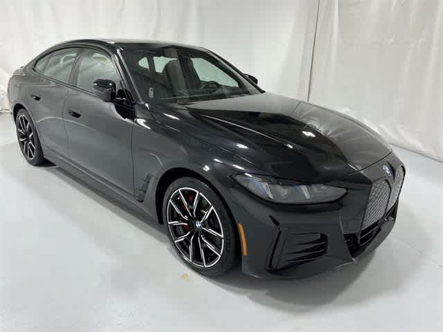 Thumbnail: 2025 BMW i4 - 15