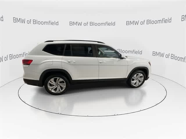 2022 Volkswagen Atlas SE 8