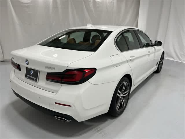 Thumbnail: 2023 BMW 5 Series - 14