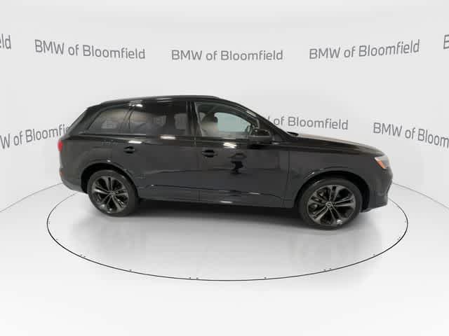 Thumbnail: 2025 Audi Q7 - 9