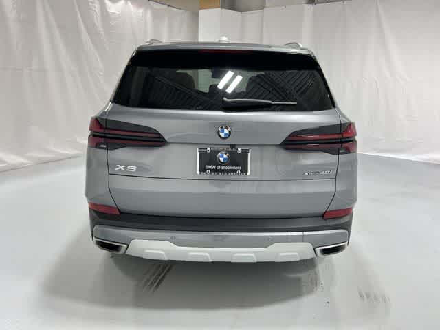 Thumbnail: 2025 BMW X5 - 13