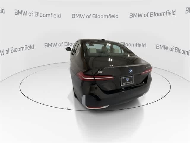 Thumbnail: 2025 BMW i5 - 6