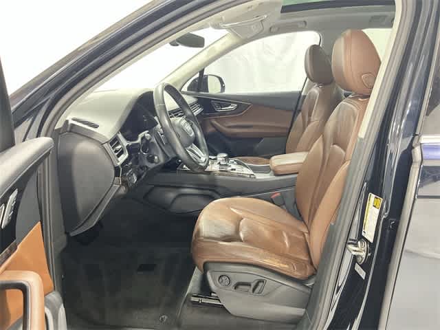 Thumbnail: 2017 Audi Q7 - 10