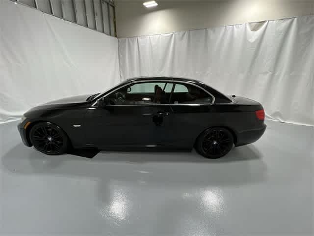 Thumbnail: 2011 BMW 3 Series - 11