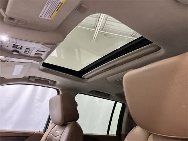 Thumbnail: 2016 Cadillac Escalade - 23