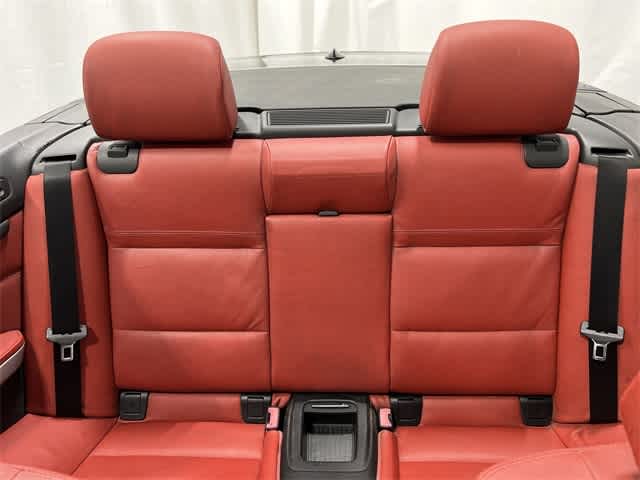 Thumbnail: 2011 BMW 3 Series - 23