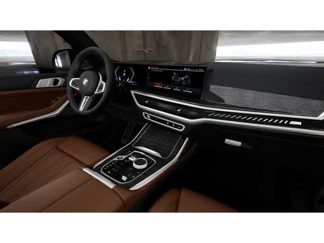 2026 BMW X7 M60i 14