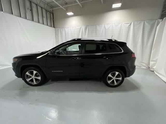 Thumbnail: 2020 Jeep Cherokee - 11