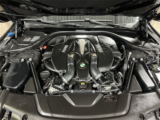 Thumbnail: 2018 BMW 7 Series - 19