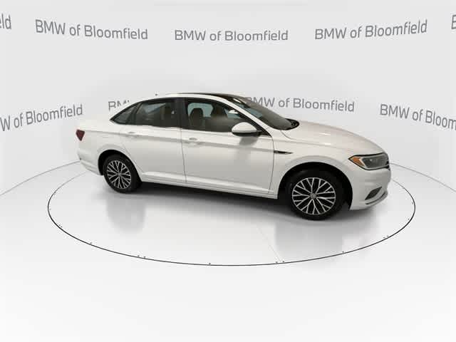 Thumbnail: 2019 Volkswagen Jetta - 9