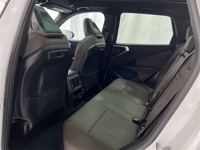 Thumbnail: 2025 BMW X3 - 24