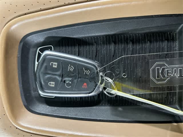 Thumbnail: 2016 Cadillac Escalade - 33