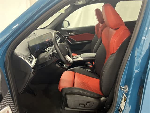 Thumbnail: 2025 BMW X1 - 10