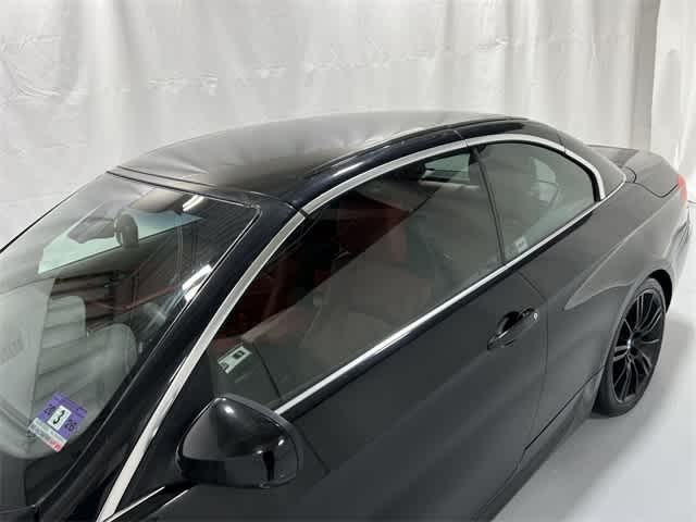 Thumbnail: 2011 BMW 3 Series - 17