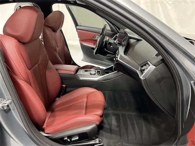 Thumbnail: 2023 BMW 3 Series - 26