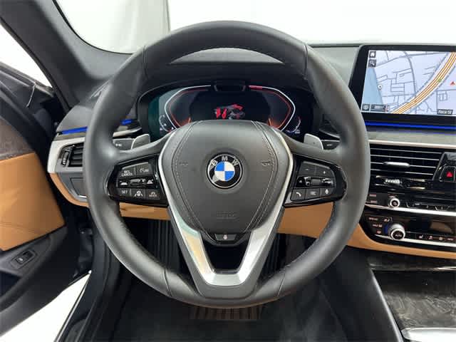 Thumbnail: 2023 BMW 5 Series - 27