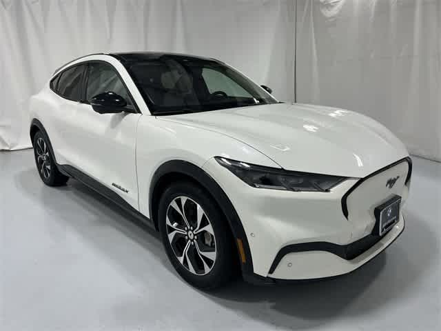 Thumbnail: 2022 Ford Mustang Mach-E - 15