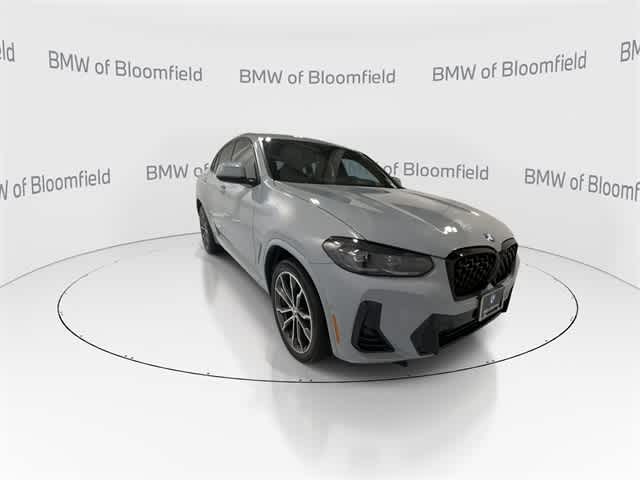 Thumbnail: 2023 BMW X4 - 2
