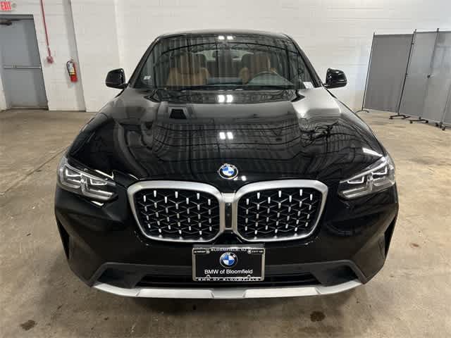 Thumbnail: 2023 BMW X4 - 16
