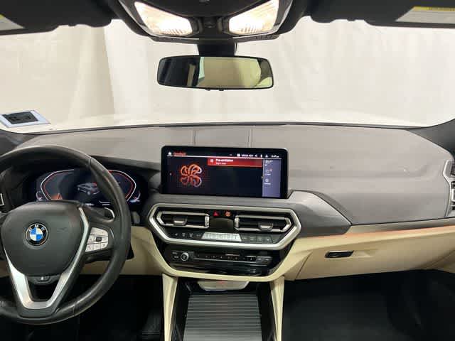 Thumbnail: 2022 BMW X4 - 21