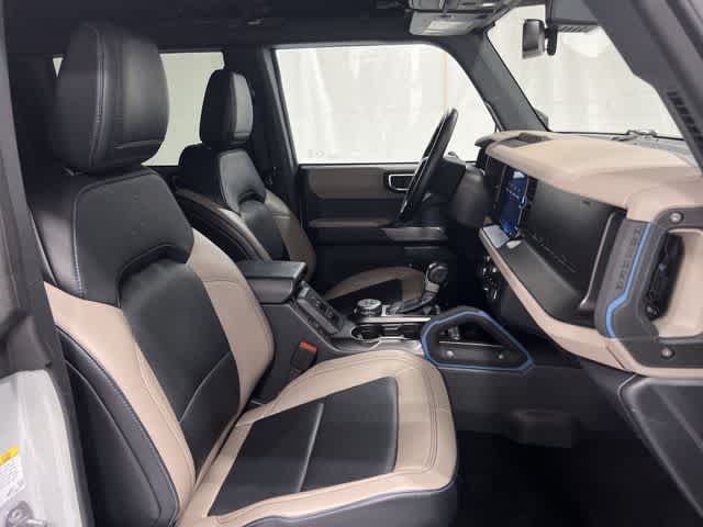 Thumbnail: 2022 Ford Bronco - 26
