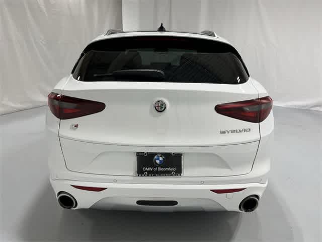 Thumbnail: 2021 Alfa Romeo Stelvio - 13