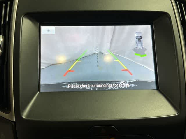 Thumbnail: 2020 Ford Edge - 28