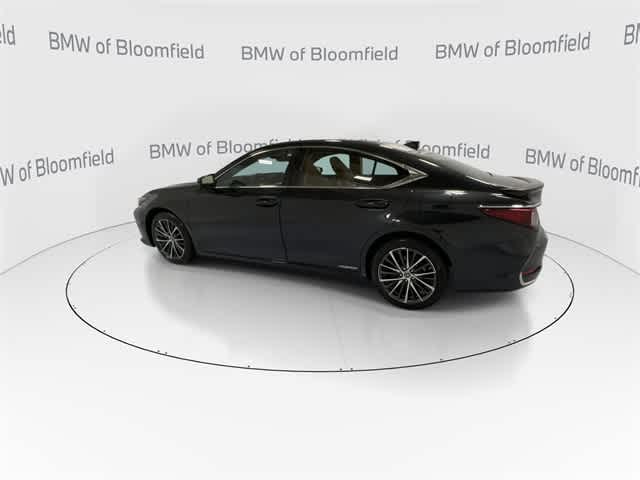 Thumbnail: 2022 Lexus ES - 5