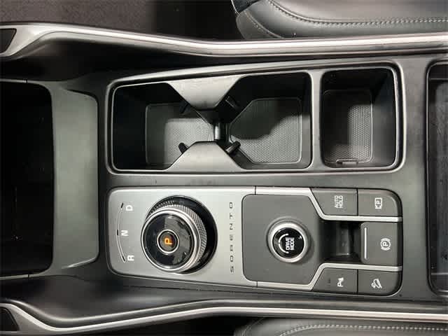 Thumbnail: 2021 Kia Sorento - 30