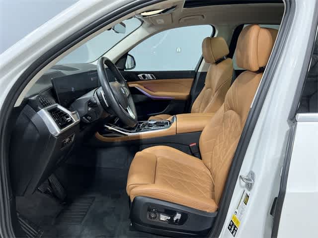 Thumbnail: 2023 BMW X7 - 10