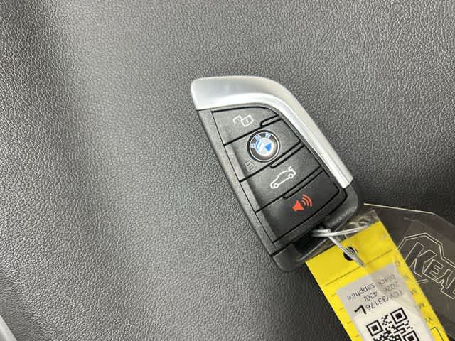 Thumbnail: 2026 BMW 4 Series - 32