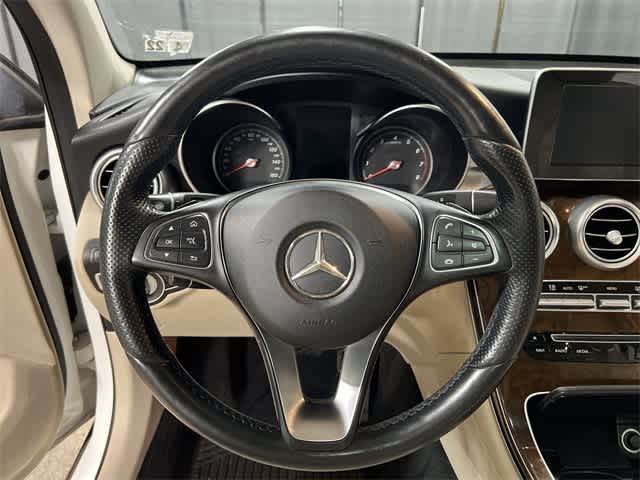 Thumbnail: 2017 Mercedes-Benz GLC - 28