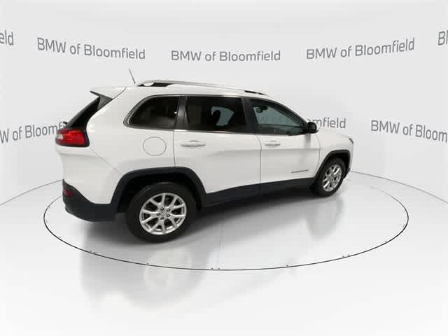 Thumbnail: 2017 Jeep Cherokee - 8