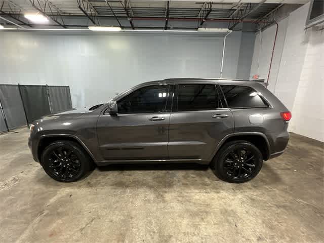 Thumbnail: 2021 Jeep Grand Cherokee - 11
