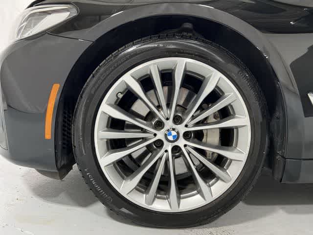 Thumbnail: 2023 BMW 5 Series - 18