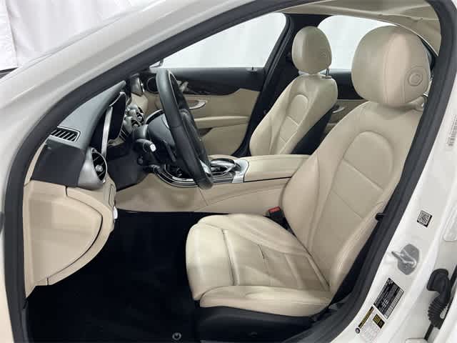 Thumbnail: 2016 Mercedes-Benz C-Class - 21